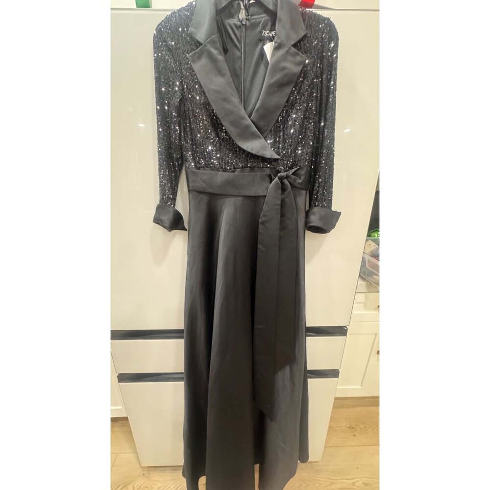 Xscape Black Sequin-Embellished Gown With Satin Collar & Belt Size 4 Long Sleeve - Picture 4 of 7